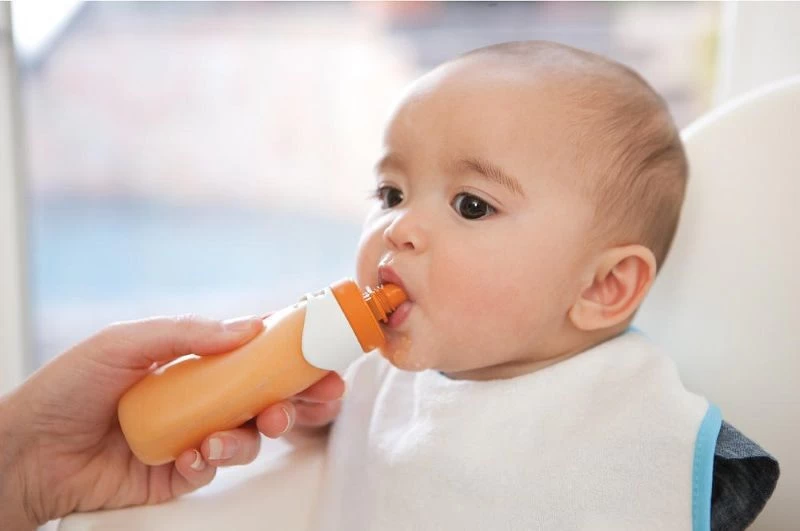 Infantino Feeding Reusable Squeeze Pouch Hervulbaar Knijpzakje BK-05027 4 Infantino Feeding Reusable Squeeze Pouch Hervulbaar Knijpzakje BK-05027 - Afbeelding 2