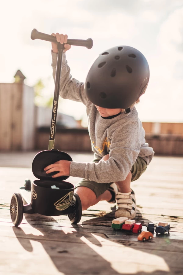 Scoot And Ride Green Lines Highwaykick 2 Step SR-96525 8 Scoot And Ride Green Lines Highwaykick 2 Step SR-96525 - Afbeelding 6