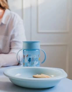 Suavinex Forest Blauw 360° Drinkbeker Met Handvatten SXZFEE070157 -Jollein Winkel Suavinex Forest Blauw 360 Drinkbeker met Handvatten SXZFEE070157 4