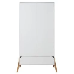 Bellamy Lotta Snow Babykamer: Ledikant/Juniorbed, Commode Met 6 Lades En 2-Deurskast -Jollein Winkel bellamy lotta snow 2 deurskast lobisz2d 1 2