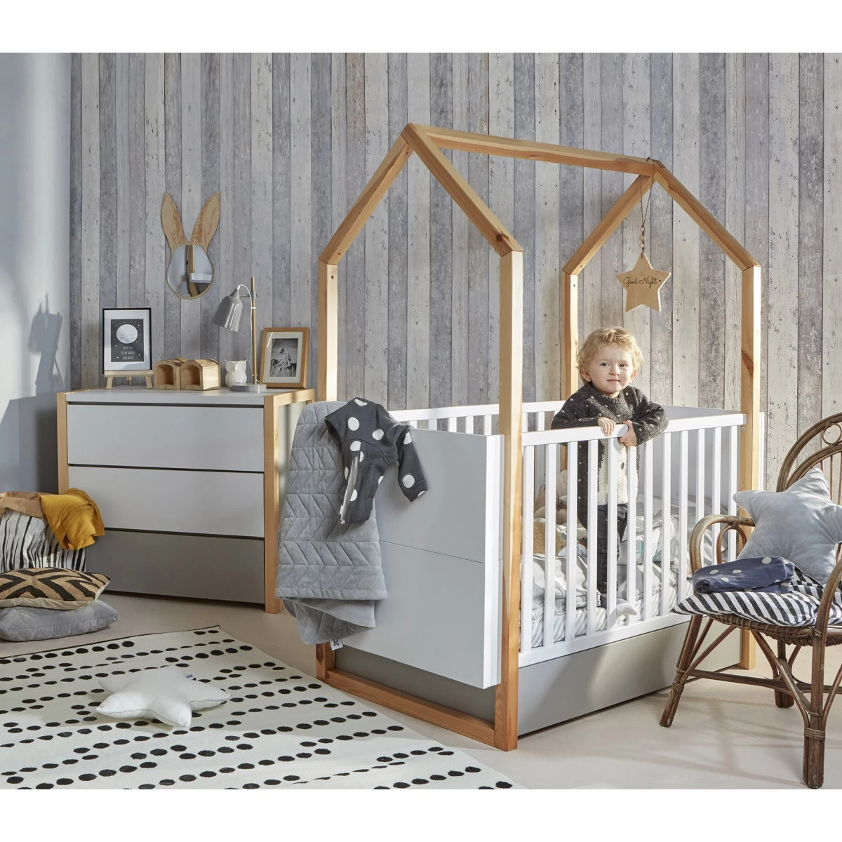 Bellamy Pinette Babykamer: Ledikant/Juniorbed En Commode 16 Bellamy Pinette Babykamer: Ledikant/Juniorbed En Commode - Afbeelding 14