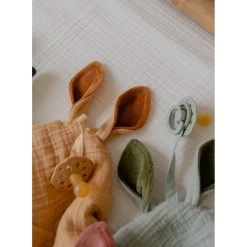 Bibs Kangaroo Desert Sand Knuffeldoekje 9405293 11 Bibs Kangaroo Desert Sand Knuffeldoekje 9405293 -Jollein Winkel bibs kangaroo desert sand knuffeldoekje 9405293 2