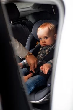 Ding Mace Black/Grey 360° I-Size Autostoel 0-36kg DI-111917 29 Ding Mace Black/Grey 360° I-Size Autostoel 0-36kg DI-111917 -Jollein Winkel di 111917 lifestyle 01 1