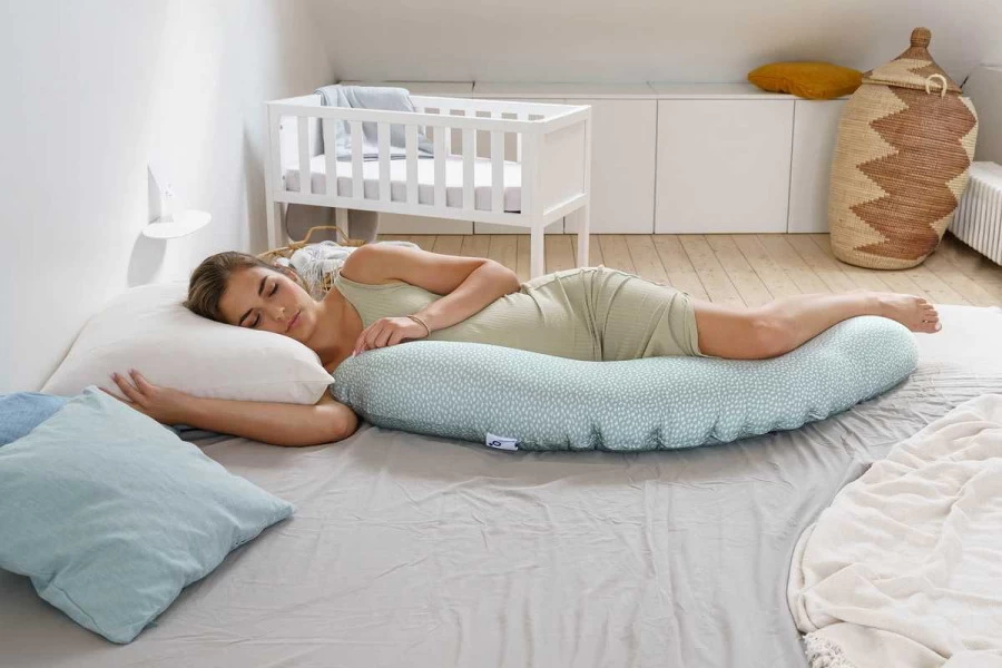 Doomoo Buddy Cloudy Kaki Voedingskussenhoes BC B60 6 Doomoo Buddy Cloudy Kaki Voedingskussenhoes BC B60 - Afbeelding 4