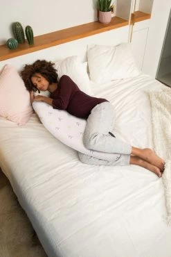 Doomoo Sleepy Flower Grey Zwangerschapskussen SL04 -Jollein Winkel doomoo sleepy flower grey zwangerschapskussen sl04 1920x1920