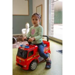 Eco Toys Brandweerwagen Loopauto 657-F -Jollein Winkel eco toys brandweerwagen loopauto 657 f 01