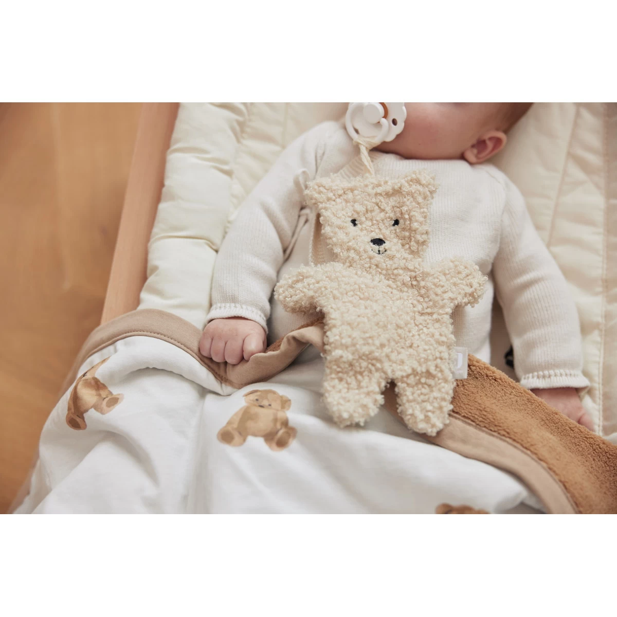 Jollein Jersey Teddy Bear 100 X 150 Cm Ledikantdeken 513-522-66095 13 Jollein Jersey Teddy Bear 100 X 150 Cm Ledikantdeken 513-522-66095 - Afbeelding 11