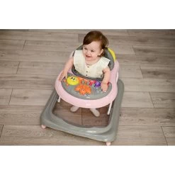 Lorelli My Buggy Bubblegum Loopstoeltje 1012042-0017 -Jollein Winkel lorelli my buggy loopstoeltje sfeer 2 2