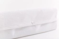 Doomoo Rest Easy Klein Hellend Vlak Kussen 30 Cm 40 040 008 -Jollein Winkel rest easy small detail fabric